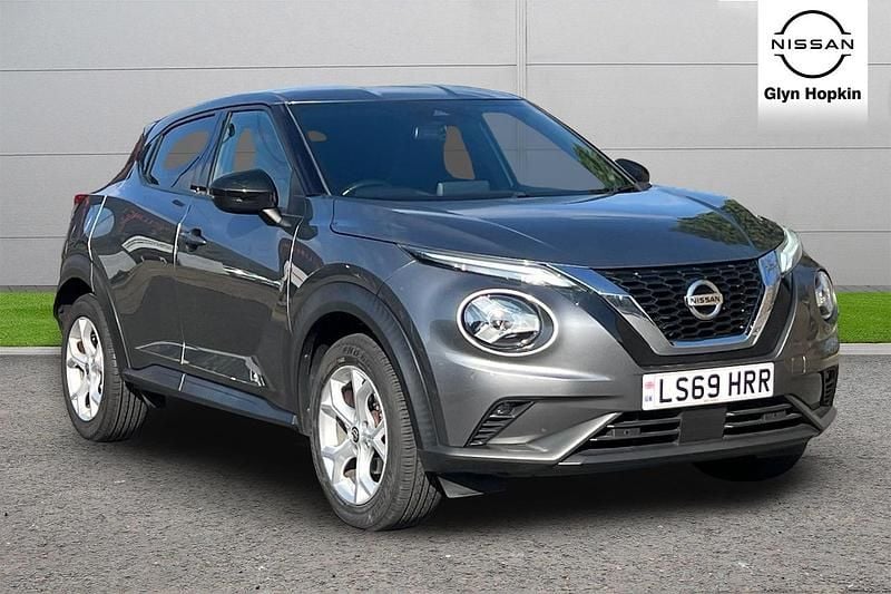 Grey Used 2019 Nissan Juke N-Connecta SUV | £13,064 (Good price) - Image 1/4