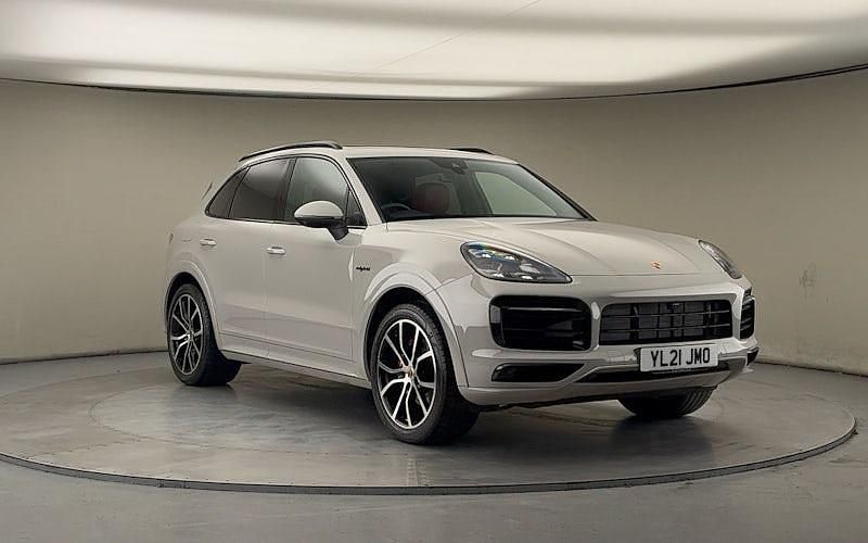 Used Porsche Cayenne 462 HP (339 kW) 2021 Crayon grey SUV