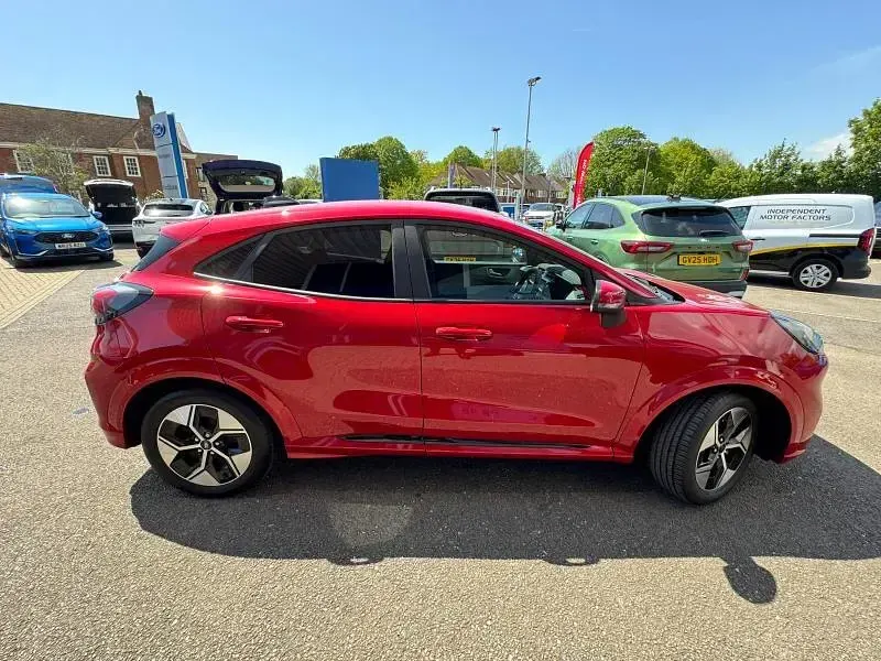 New Ford Puma Gen-E Select 123 kW (168 HP) 2025 Fantastic red SUV