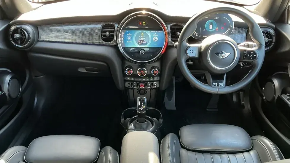 Used Mini Cooper Exclusive 134 HP (98 kW) 2023 Black Hatchback
