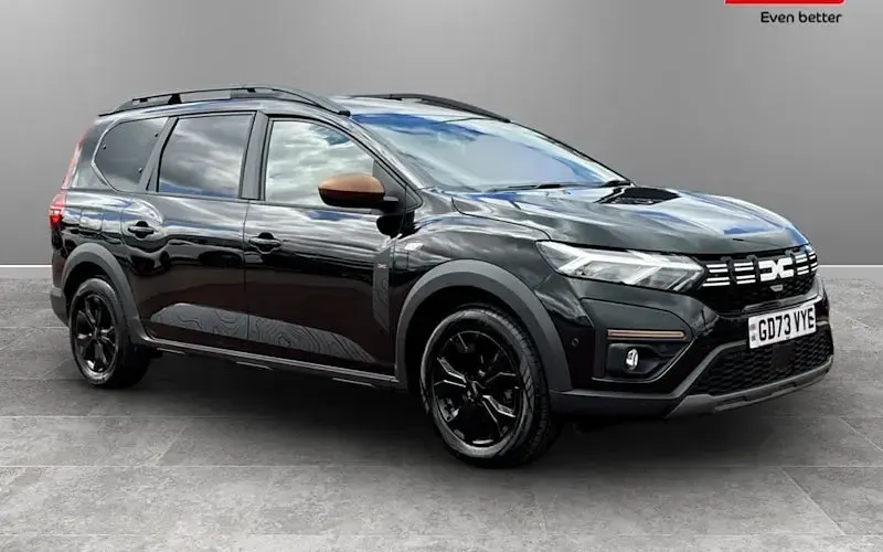 Used Dacia Jogger Extreme 141 HP (103 kW) 2024 MPV