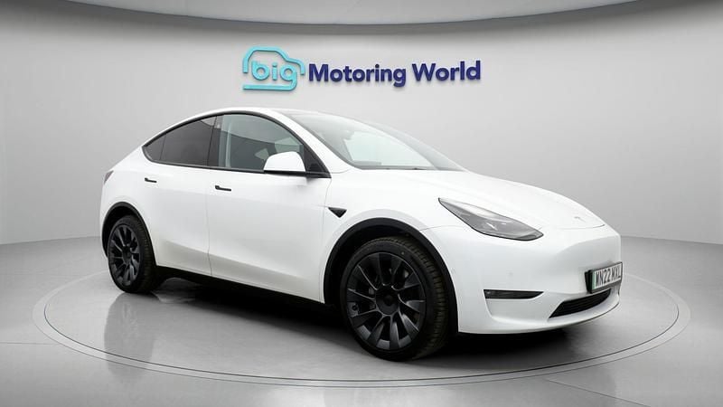 Used 2022 Tesla Model Y Long Range SUV | £22,200 (Super price) - Image 1/4