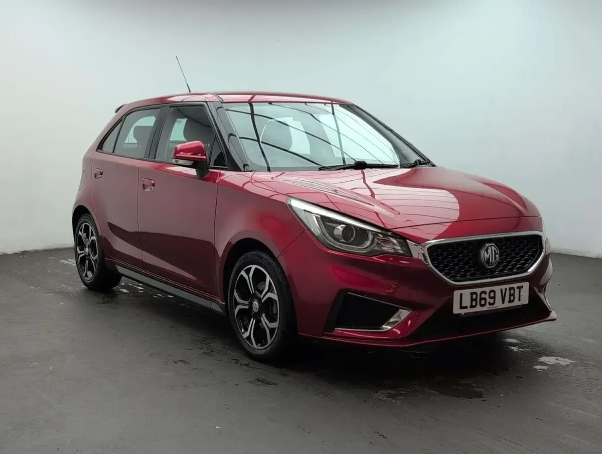 Used MG MG3 Exclusive 106 HP (77 kW) 2019 Red Hatchback
