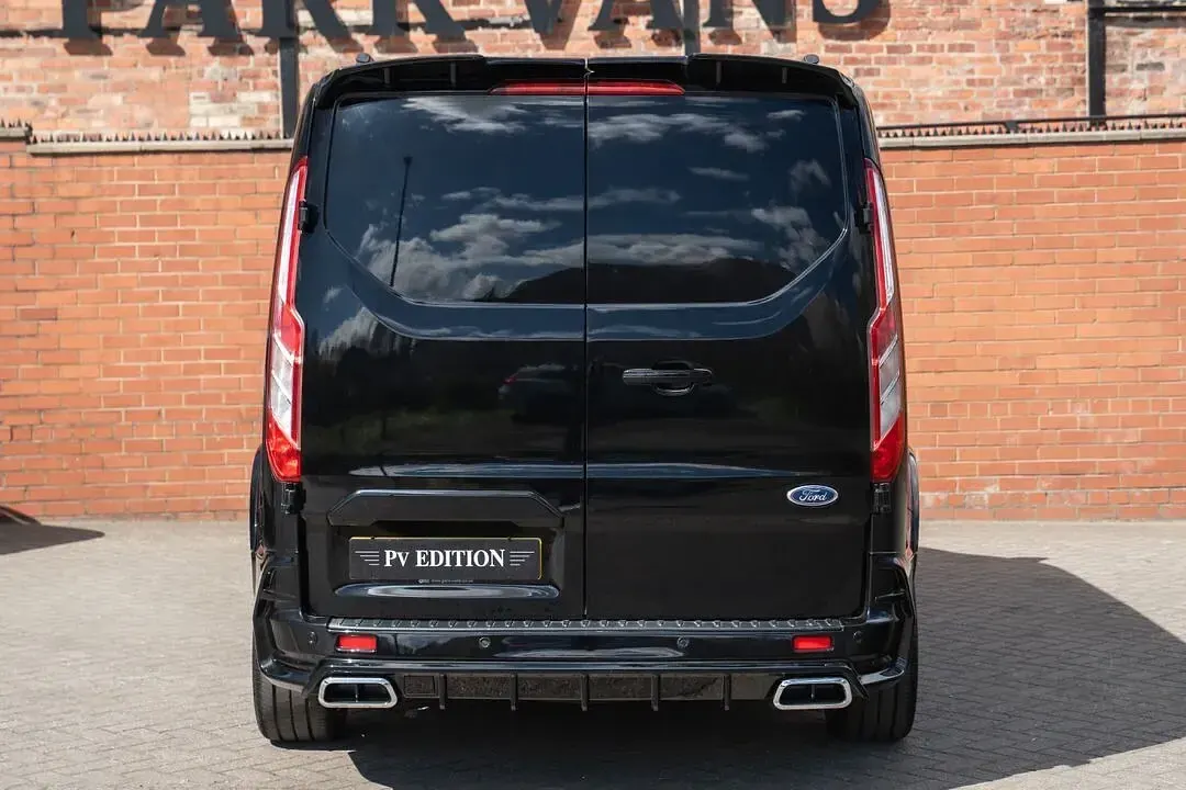 Used Ford Transit Custom Limited 170 HP (125 kW) 2022 Black Van