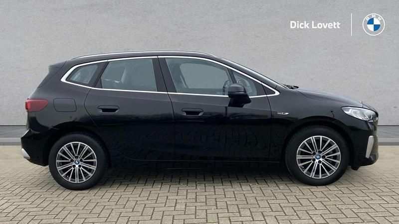 Used BMW 225 Active Tourer Luxury Line 242 HP (177 kW) 2023 Black MPV