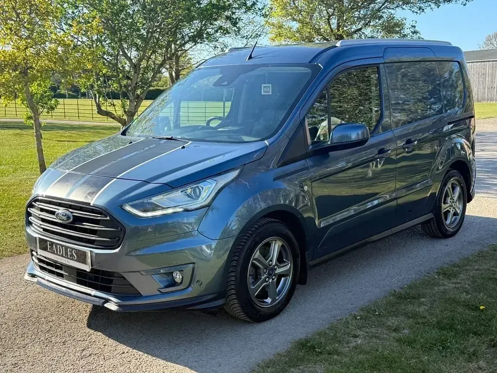 Używany Ford Transit Connect Sport 120 KM (88 kW) 2020 Niebieski Minivan