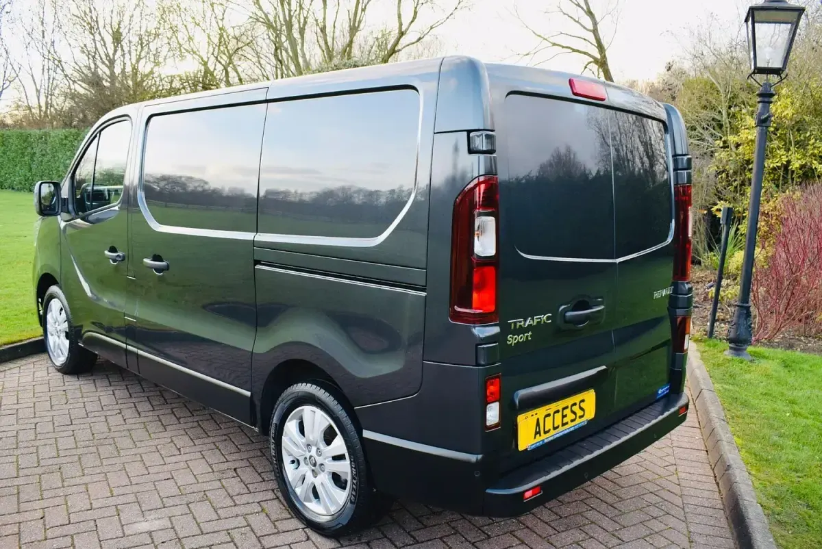 Used Renault Trafic 2023 Grey MPV