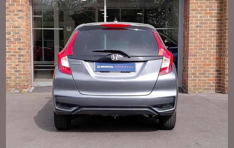 Used Honda Jazz EX 102 HP (75 kW) 2019 Shining grey Hatchback