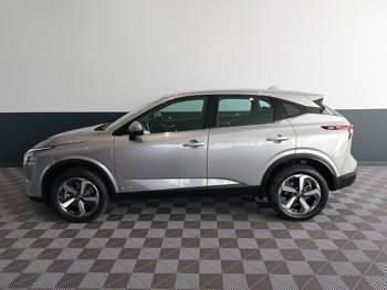 Used Nissan Qashqai Acenta Premium 190 HP (139 kW) 2024 Silver SUV