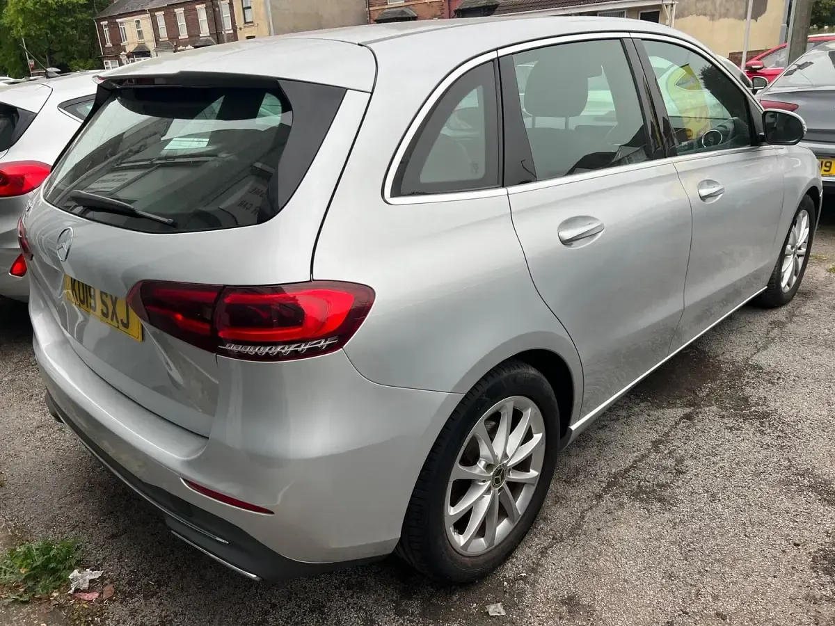Used Mercedes B180 2019 Silver Hatchback