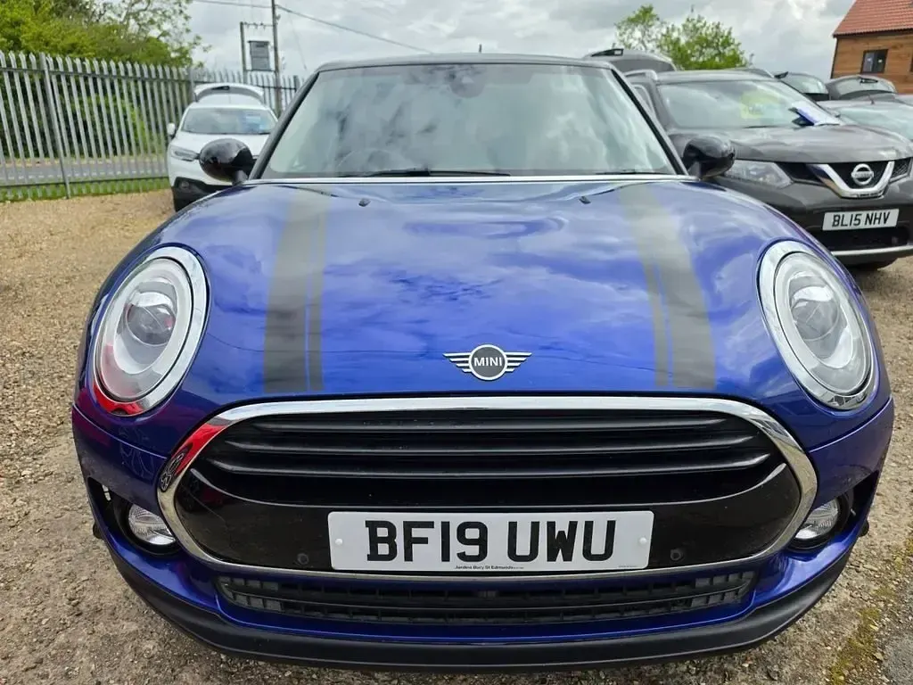 Begagnad Mini Cooper Clubman Classic 136 HK (100 kW) 2019 Blå Kombi