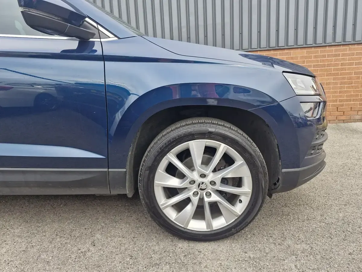 Used Skoda Karoq SE L 115 HP (84 kW) 2019 Blue SUV