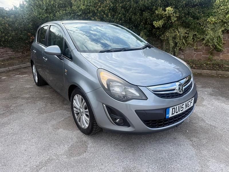 Silver Used 2015 Vauxhall Corsa Hatchback | £4,295 (Good price) - Image 1/4