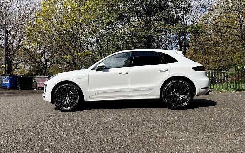 Used Porsche Macan S 258 HP (189 kW) 2017 SUV