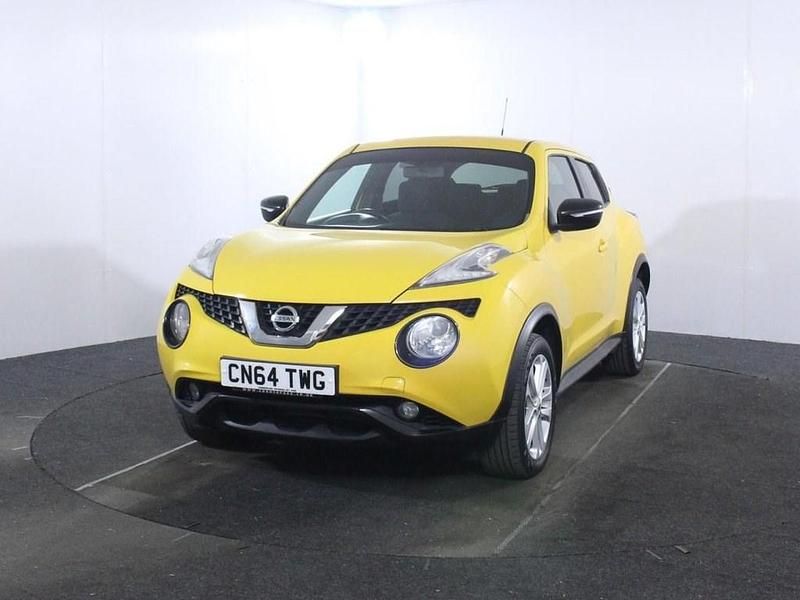 Used Nissan Juke Acenta Premium 115 HP (84 kW) 2014 Yellow SUV