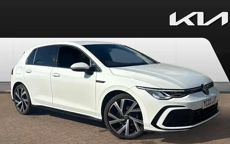 Used VW Golf VIII R-line 131 HP (96 kW) 2023 Hatchback