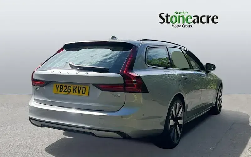 New Volvo V90 Plus 349 HP (256 kW) 2025 Estate