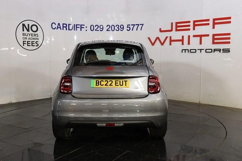 Used Fiat 500e Red 69 kW (95 HP) 2022 Grey Hatchback