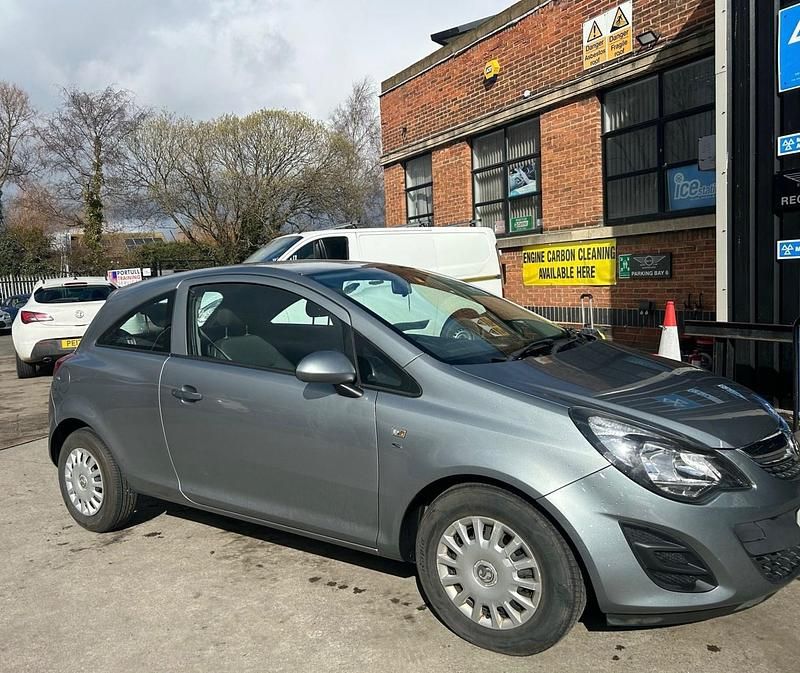 Silver Used 2014 Vauxhall Corsa S Hatchback | £3,795 (Fair price) - Image 1/4