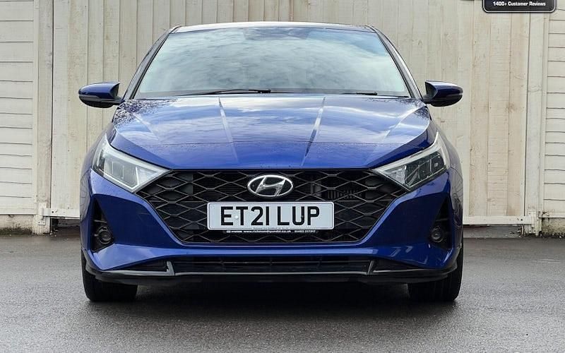 Used Hyundai i20 Premium 101 HP (74 kW) 2023 Hatchback