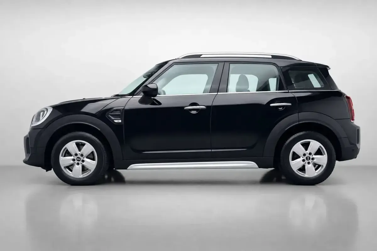 Used Mini Cooper Countryman Classic 136 HP (100 kW) 2022 Black SUV