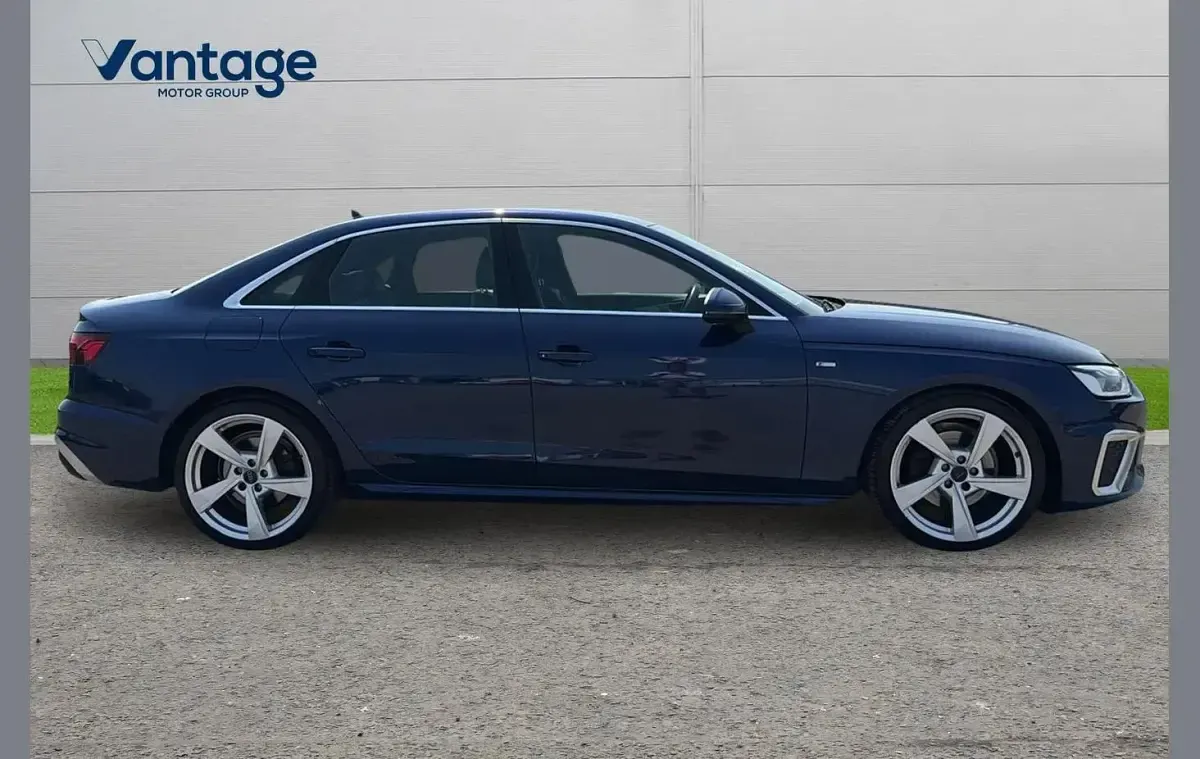 Used Audi A4 S-Line 187 HP (137 kW) 2020 Blue Sedan