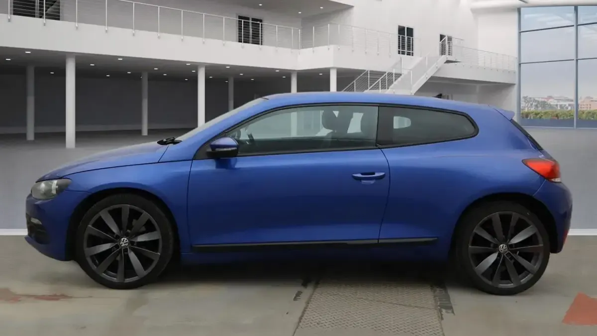 Begagnad VW Scirocco GT 2012 Blå Sportkupé