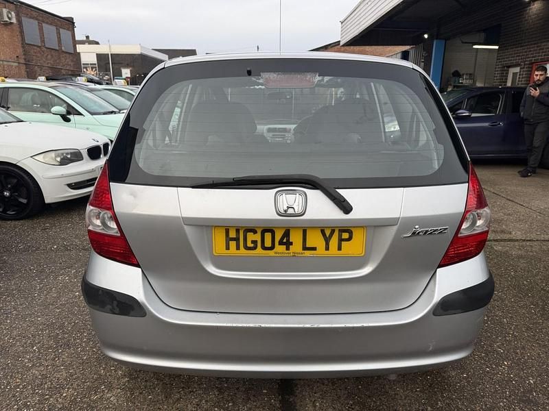 Used Honda Jazz SE 82 HP (60 kW) 2004 Silver Hatchback