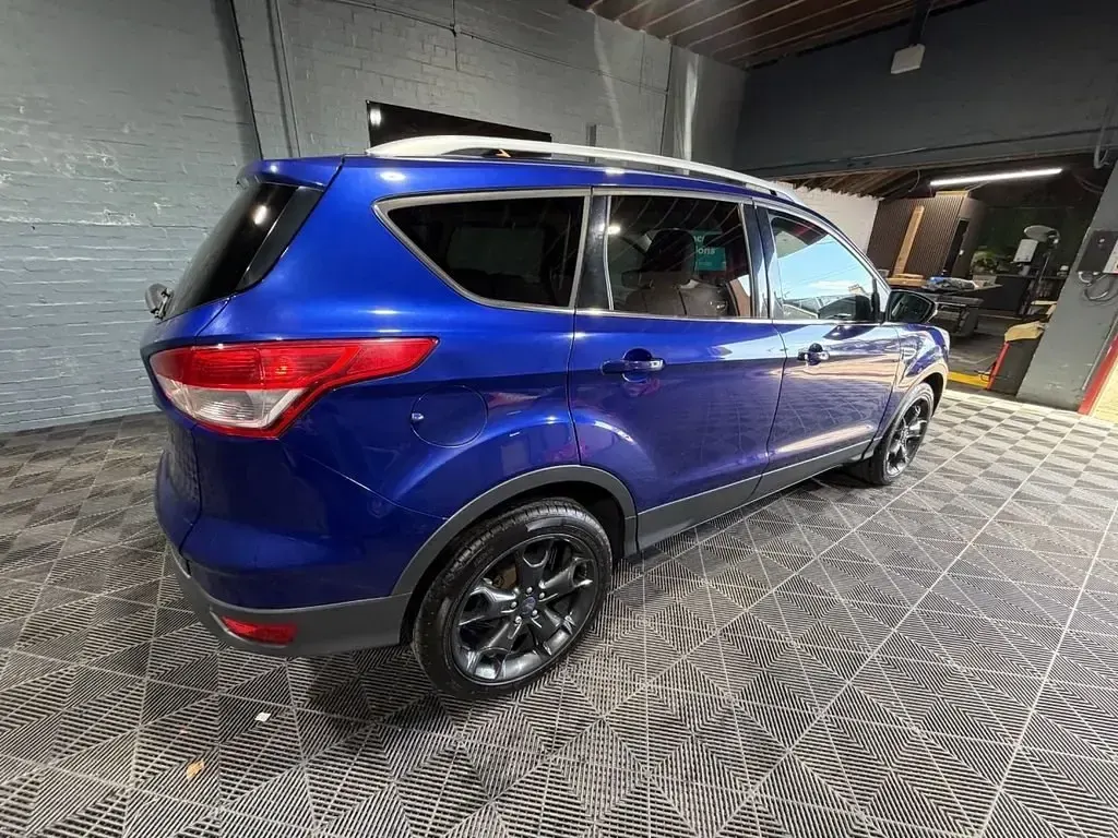 Second-hand Ford Kuga Titanium 2014 Albastru SUV