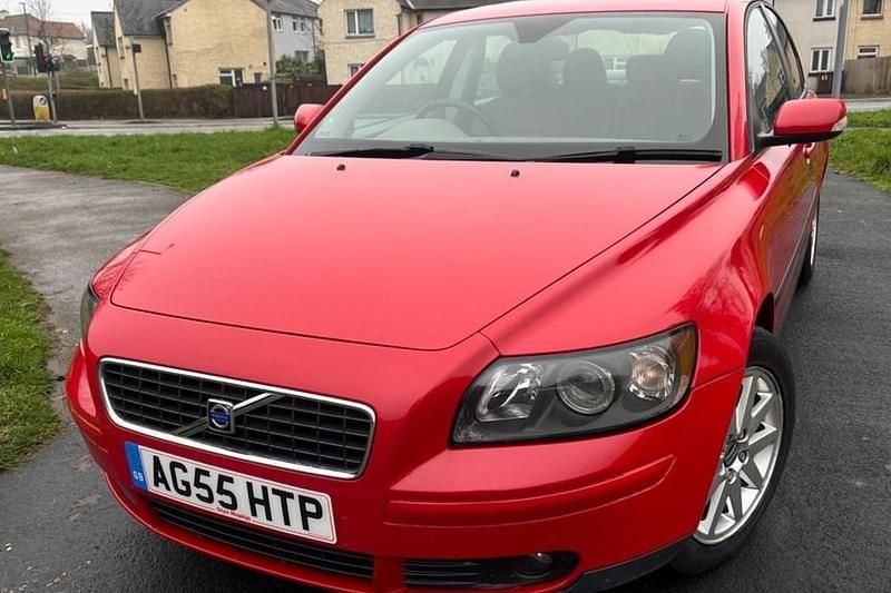 Used 2006 Volvo S40 Sedan | £2,450 (A bit pricey) - Image 1/1