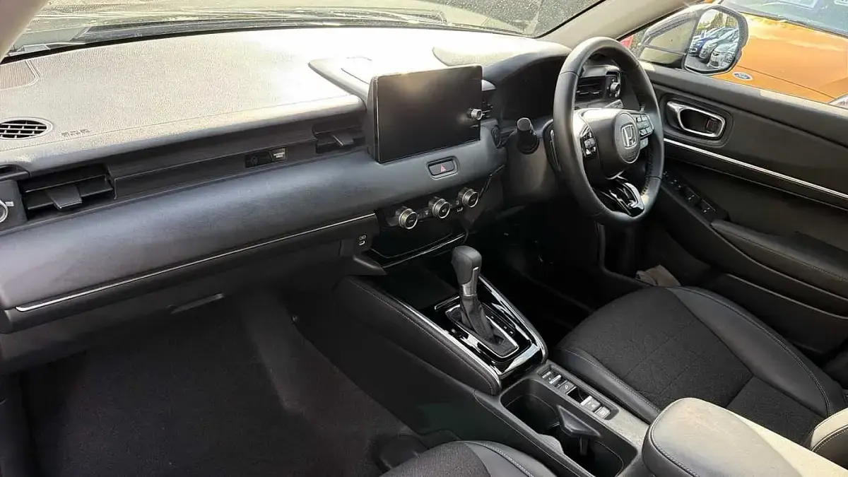 Used Honda HR-V Advance 131 HP (96 kW) 2025 Black SUV
