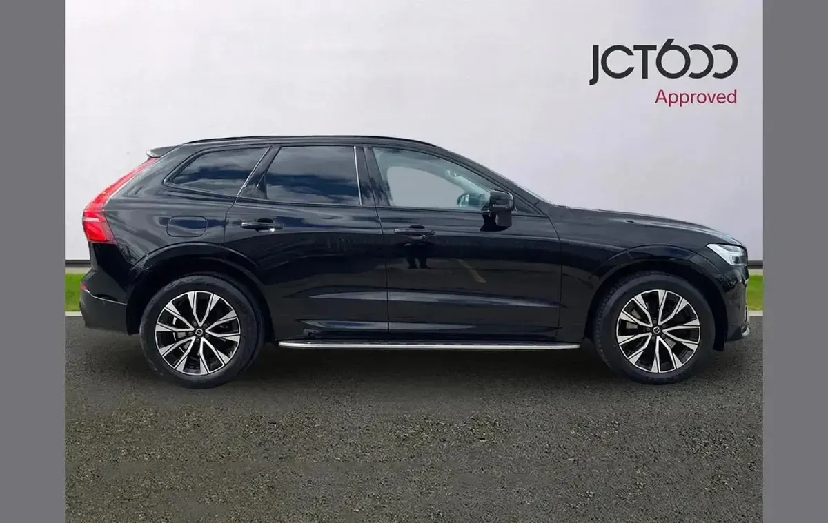 Used Volvo XC60 Plus 194 HP (142 kW) 2022 Black SUV