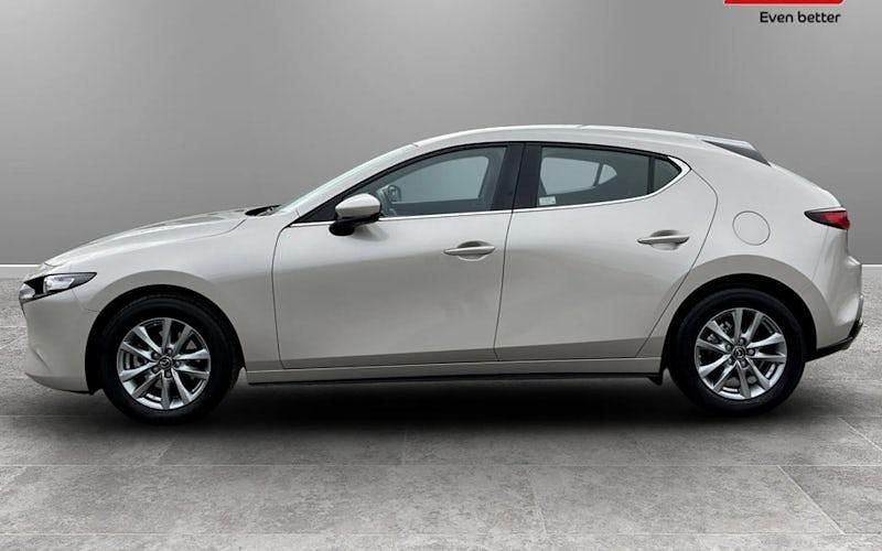 Begagnad Mazda 3 186 HK (136 kW) 2022 Halvkombi