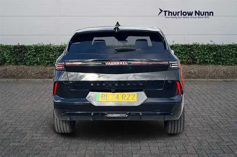 Used Vauxhall Grandland Ultimate 156 kW (213 HP) 2024 Black SUV