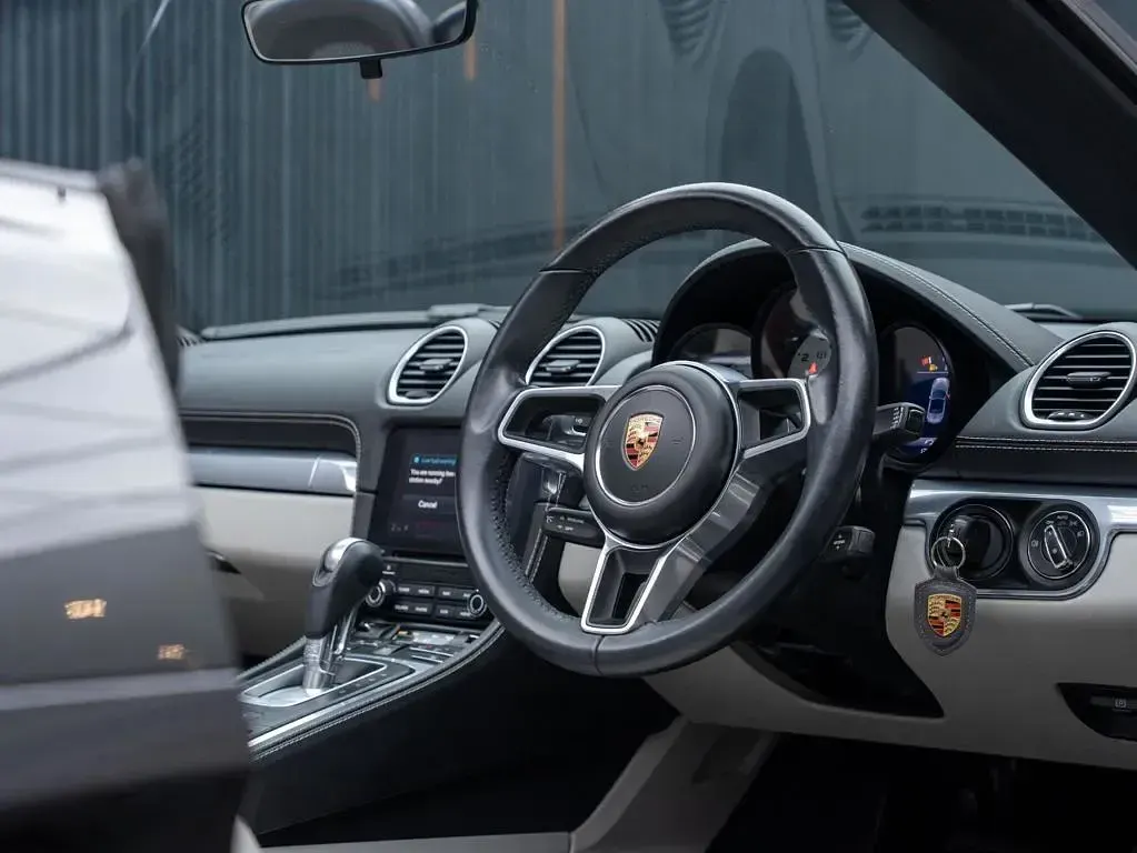 Used Porsche 718 Boxster 300 HP (220 kW) 2016 Grey Cabriolet