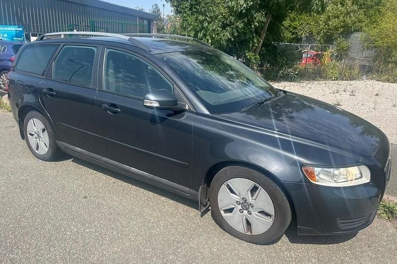 Grey Used 2009 Volvo V50 Estate | £1,790 (Fair price) - Image 1/1