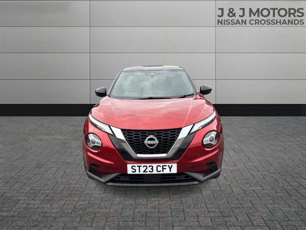 Used Nissan Juke N-Connecta 114 HP (83 kW) 2023 Red SUV