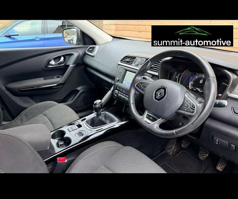 Used Renault Kadjar Dynamique 110 HP (80 kW) 2015 Silver SUV