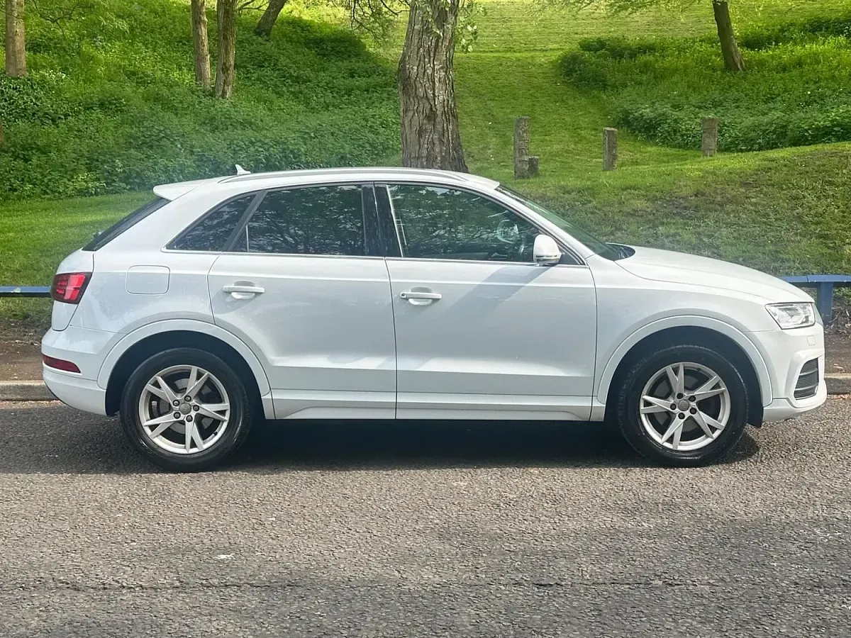 Used Audi Q3 Advanced 150 HP (110 kW) 2016 White SUV
