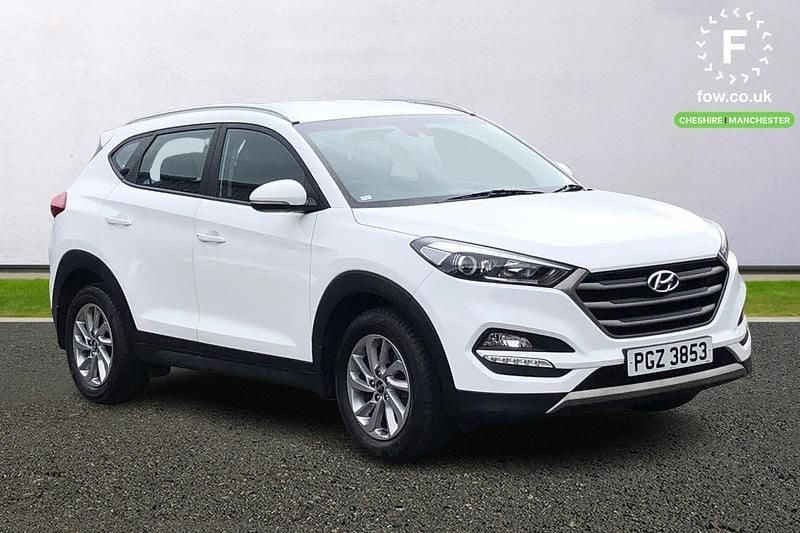 White Used 2018 Hyundai Tucson SE SUV | £13,099 (Super price) - Image 1/4
