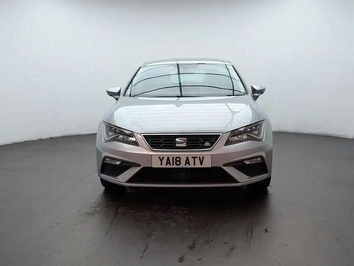 Used Seat Leon FR 125 HP (91 kW) 2018 Silver Hatchback