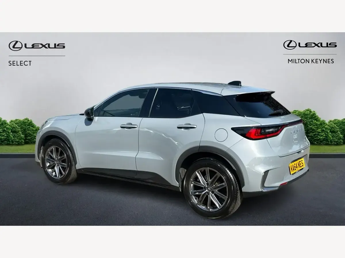 Used Lexus LBX 136 HP (100 kW) 2024 Grey SUV