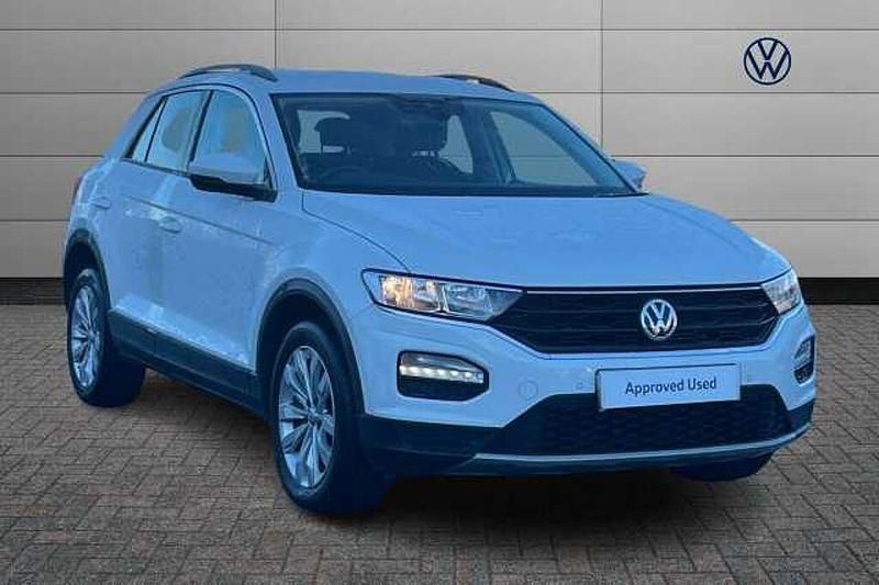 White Used 2018 VW T-Roc SE SUV | £12,499 (Fair price) - Image 1/4