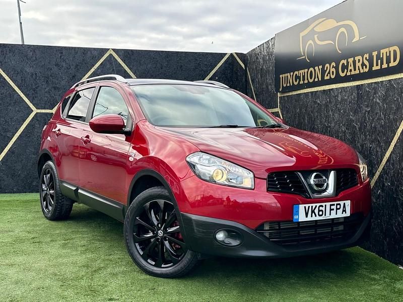 Used Nissan Qashqai N-TEC 150 HP (110 kW) 2011 Red SUV