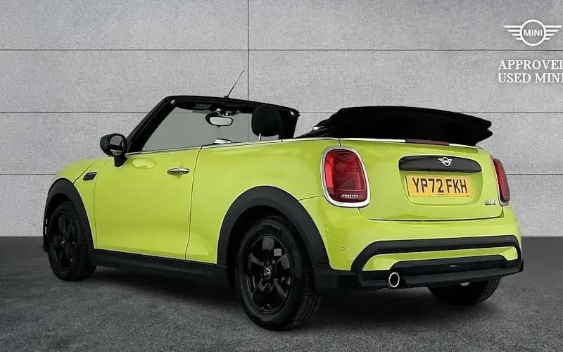 Used Mini Cooper Cabriolet Classic 136 HP (100 kW) 2022 Yellow Cabriolet