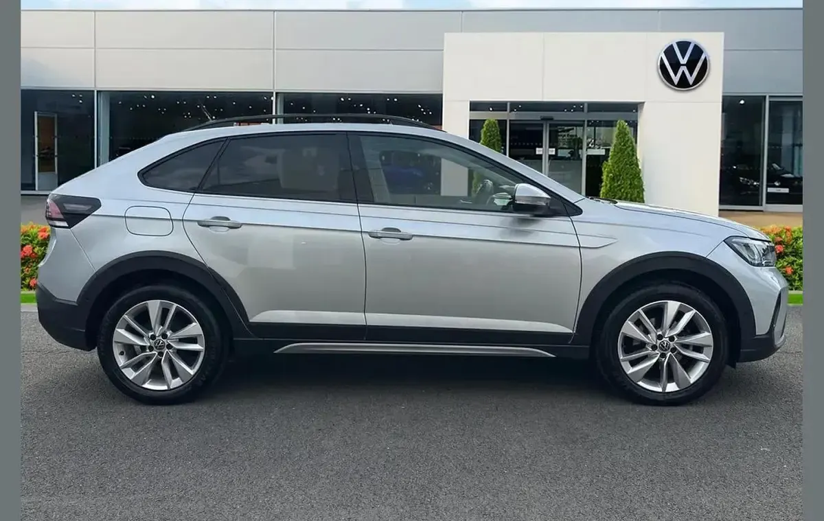 Used VW Taigo Match 95 HP (69 kW) 2025 Silver SUV