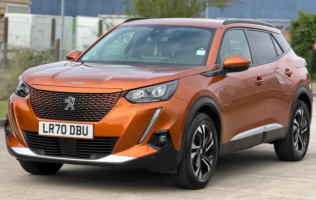 Used Peugeot 2008 Allure 100 kW (136 HP) 2020 Orange SUV