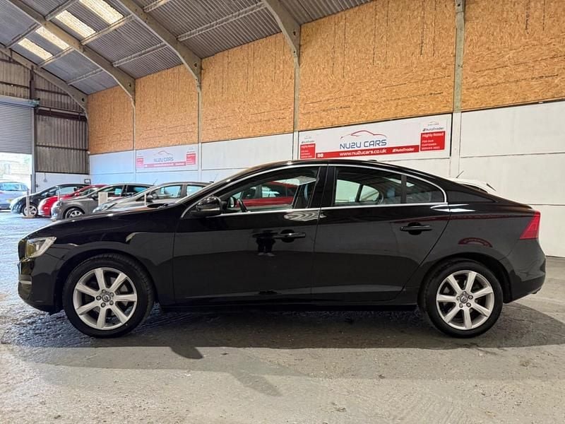 Used Volvo S60 SE 2018 Black Sedan