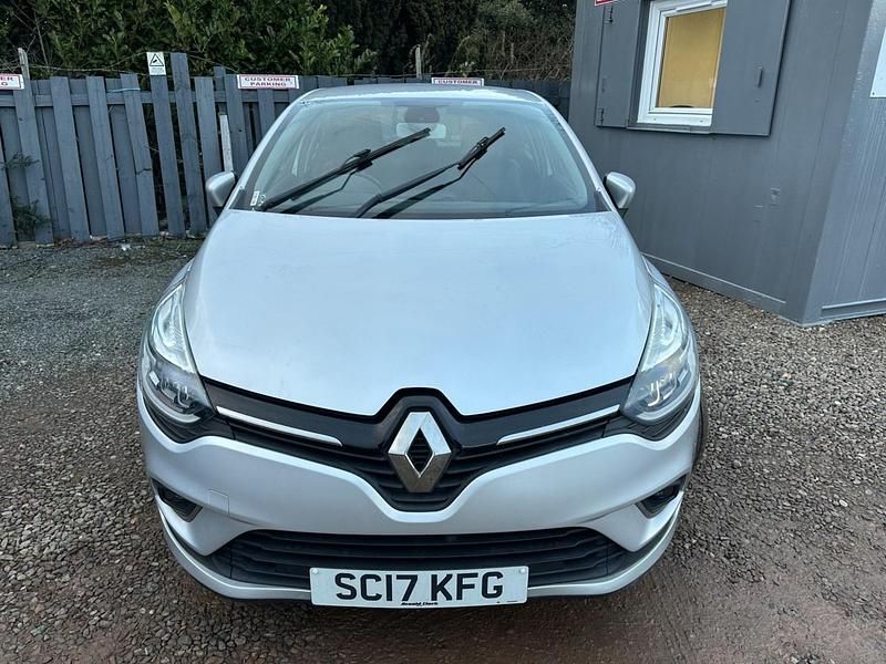 Used Renault Clio IV Dynamique 2017 Silver Hatchback