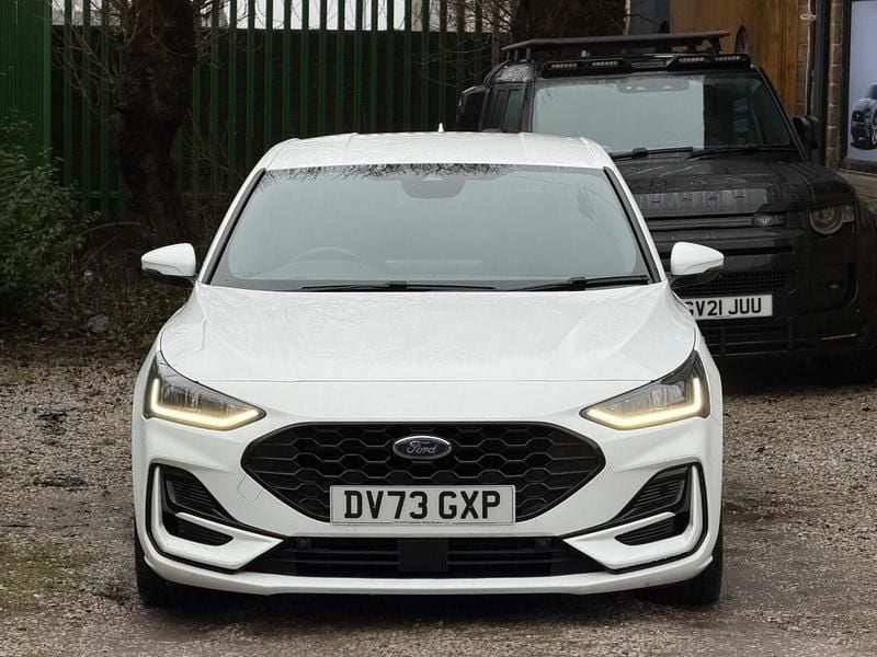 Used Ford Focus ST-Line 2023 White Hatchback